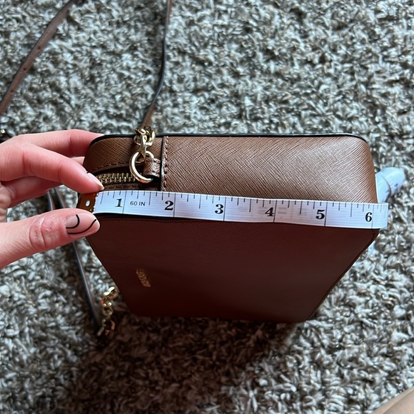 Michael Kors Small leather crossbody bag - Picture 6 of 6